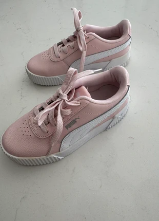 Baskets puma neuve taille 33, marque: Puma, état: Neuf sans étiquette, taille: 33, 25,00 €, 26,95 € Protection acheteurs incluse