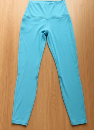 Legging Lululemon bleu clair | Taille 2 (XS), marke: Lululemon, zustand: Sehr gut, größe: XS / 34 / 6, 21,90 €, 23,70 € inklusive Vinted-Käuferschutz