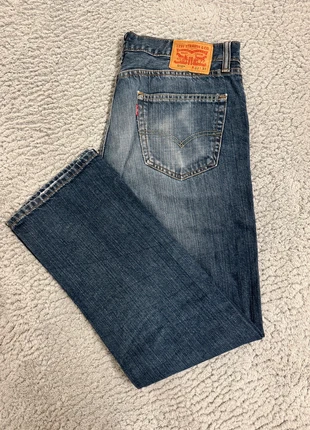 Jean Levi’s 505 Vintage 90s bleu marine - Straight Fit - W33L32 (FR42/44), marque: Levi's, état: Très bon état, taille: W33 | FR 42, 29,99 €, 32,19 € Protection acheteurs (Pro) incluse