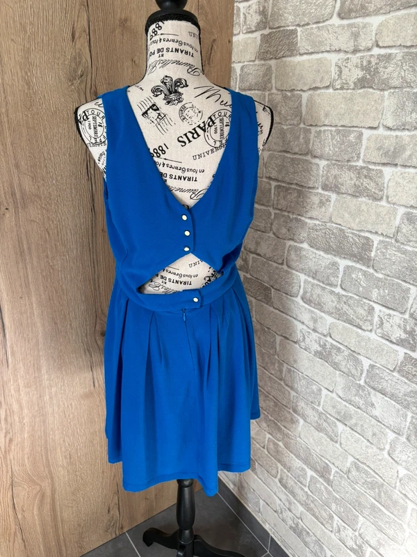 Robe patineuse chic taille L - photo numéro 3
