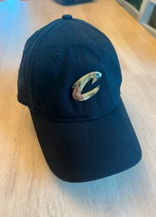 Cleveland Cavaliers Cavs New Era 9Twenty Adjustable Hat Cap Gold Metal Logo, brand: New Era, condition: Very good, size: One size, £10.00, £11.20 includes Buyer Protection
