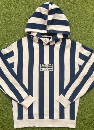 Sudadera con capucha Lacoste Live rayas azul y blanca, marca: Lacoste LIVE, estado: Muy bueno, tamaño: M, 30,00 €, 31,50 € Protección al comprador incluida