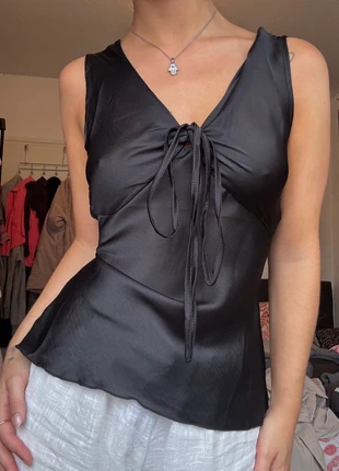 top noir cintré à noeud coquette, marque: COQUETTE, état: Neuf sans étiquette, taille: S / 36 / 8, 25,00 €, 26,95 € Protection acheteurs incluse