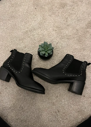 Bottine noir taille 37 marque Cafè noir, marque: CafèNoir, état: Très bon état, taille: 37, 20,00 €, 21,70 € Protection acheteurs incluse