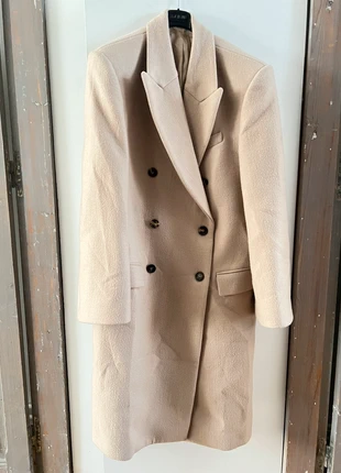 Wardrobe NYC x Hailey Bieber Coat, brand: Wardrobe.NYC, condition: Very good, size: XS / 34 / 6, €1,000.00, €1,050.70 includes Buyer Protection