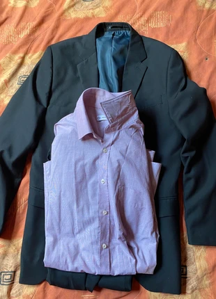 Ensemble costume homme C&A (veste+chemise+pantalon), brand: C&A, condizioni: Ottime, taglia: M, €12.00, €13.30 include la Protezione acquisti