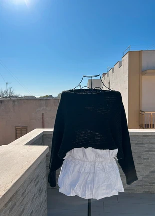 🖤 Maglione nero con camicia bianca | Effetto 2 in 1 | Stile oversize elegante, merk: Made In Italy, staat: Heel goed, maat: M / 38 / 10, € 1,00, € 1,75 inclusief Kopersbescherming