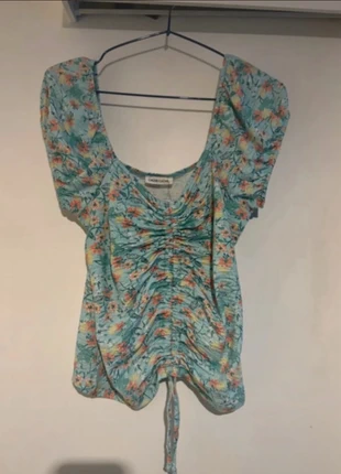 Top fleuri froncé Cache Cache – taille M, merk: Cache Cache, staat: Heel goed, maat: M / 38 / 10, € 5,00, € 5,95 inclusief Kopersbescherming