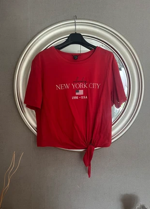 T-shirt, marke: New Look, zustand: Sehr gut, größe: XL / 42 / 14, 3,00 €, 3,85 € inklusive Vinted-Käuferschutz