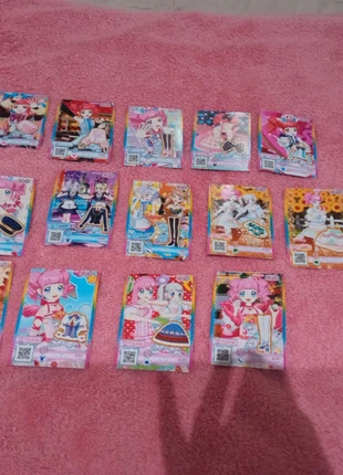 Lote #8 de Tickets de Pretty Series, marca: Local, estado: Como novo, €14.00, €15.40 inclui Proteção do Comprador