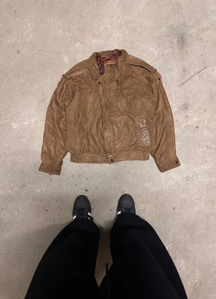 Asymmetrical cropped vintage brown leather jacket L, brand: Vintage Dressing, condition: Very good, size: L, €65.00, €68.95 includes Buyer Protection