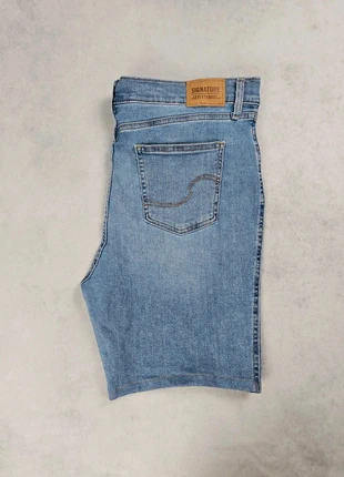 Short en jean Levi's signature - Bleu clair - W32 (14) - Heritage boyfriend - Femme, marque: Levi's, état: Bon état, taille: XL / 42 / 14, 10,00 €, 11,20 € Protection acheteurs (Pro) incluse