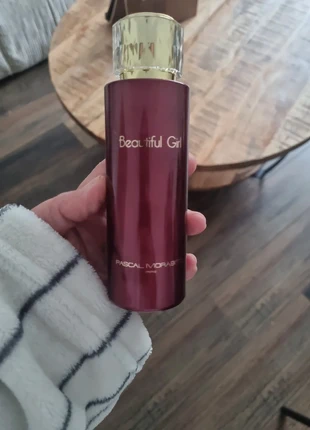 Lekkere geurtje, merk: Pascal Morabito, staat: Nieuw met prijskaartje, € 5,00, € 5,95 inclusief Kopersbescherming