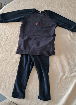 Ensemble pull et legging doux, brand: Zeeman, condition: Good, size: 9-12 months / 74 cm, €1.50, €2.28 includes Buyer Protection