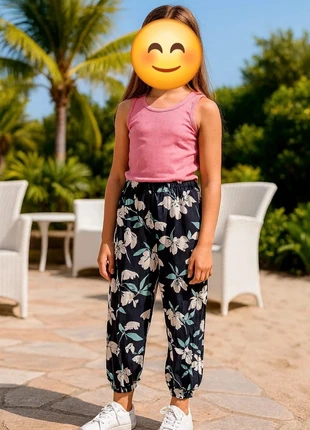 🥰Pantalon Fleurie Fluide Shein Taille 10ans 🥰, marque: Shein, état: Très bon état, taille: 10 ans / 140 cm, 3,00 €, 3,85 € Protection acheteurs (Pro) incluse