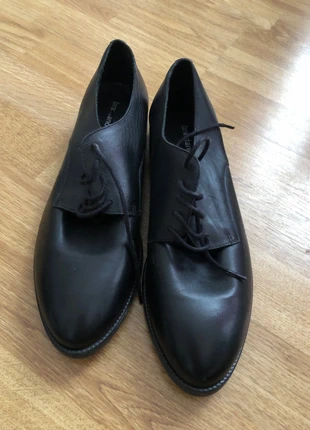 Chaussure a lacets cuir parfait pour travailler bureau automne hiver, marque: Brantano, état: Neuf sans étiquette, taille: 40, 10,00 €, 11,20 € Protection acheteurs incluse