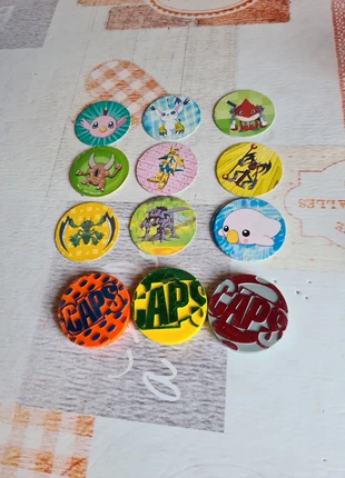 Lot de Caps digimon et 1 pokemon, marca: Digimon, estado: Muito bom, tamanho: Tamanho único, €4.00, €4.90 inclui Proteção do Comprador