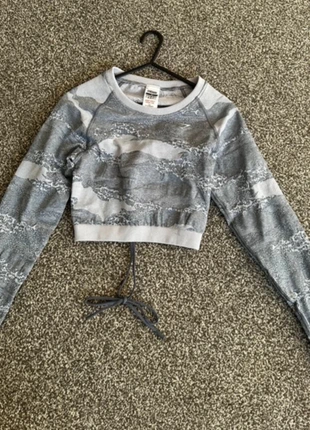 GymShark Long Sleeve Crop Top, brand: Gymshark, condition: New without tags, size: M / 10, £20.00, £21.70 includes Buyer Protection