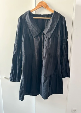 Robe col manche longue, marque: Stradivarius, état: Très bon état, taille: M / 38 / 10, 7,00 €, 8,05 € Protection acheteurs incluse