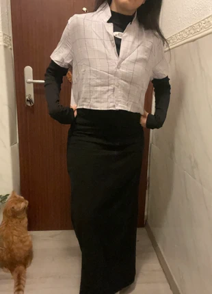 Kurzärmliges Hemd in Violett & Dunkelviolett gestreift, brand: H&M, condizioni: Buone, taglia: XXL / IT 48 / EU 44, €2.00, €2.80 include la Protezione acquisti