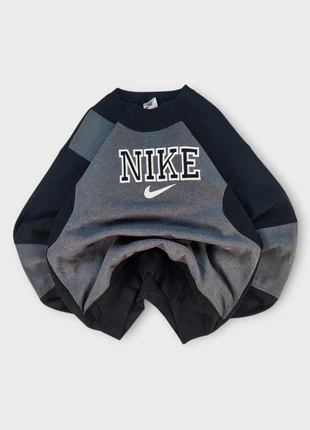 Nike Sweatshirt gris/noir Taille M - Y2K Vintage USA Retro Boxy Baggy, brand: Nike, condition: Very good, size: M, €32.90, €35.25 includes Buyer Protection