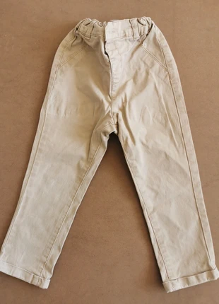 Pantalon chino beige bébé garçon neuf, marke: Kiabi, zustand: Neu, größe: 24–36 Monate / 92, 2,00 €, 2,80 € inklusive Vinted-Käuferschutz