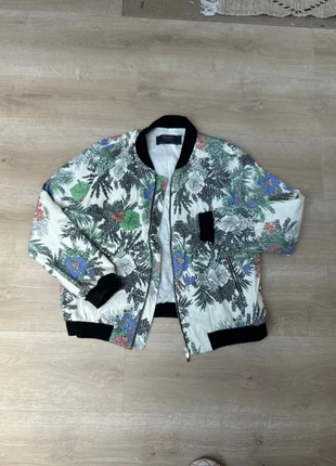 Veste type blouson Zara, marque: Zara, état: Très bon état, taille: M / 38 / 10, 15,00 €, 16,45 € Protection acheteurs incluse