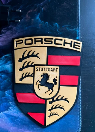 Logo Porsche couleur, marke: Porsche, zustand: Sehr gut, 10,00 €, 11,20 € inklusive Vinted-Käuferschutz