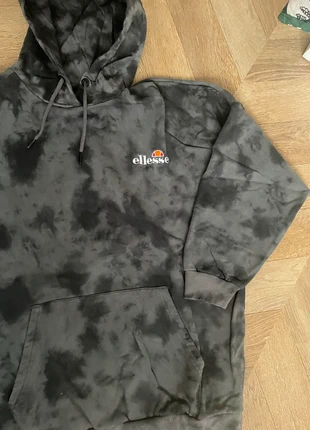 Sweat gris Ellesse, brand: Ellesse, condition: New without tags, size: M, €25.00, €26.95 includes Buyer Protection
