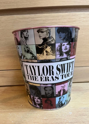 Taylor Swift bucket, marca: Taylor Swift, estado: Bueno, 15,00 €, 16,45 € Protección al comprador incluida