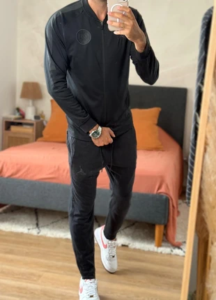 🇫🇷 Ensemble Nike Jordan PSG 🇫🇷 Taille M, marca: Nike, estado: Bom, tamanho: M, €39.00, €41.65 inclui Proteção do Comprador Pro