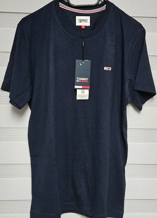 t-shirt tommy jeans bleu marine, brand: Tommy Jeans, condition: New with tags, size: XS, €17.00, €18.55 includes Buyer Protection