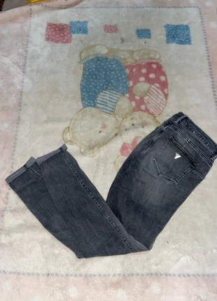Jeans Guess taglia 40 grigi elasticizzati, marca: GUESS, estado: Muito bom, tamanho: S / 36 / 8, €9.00, €10.15 inclui Proteção do Comprador