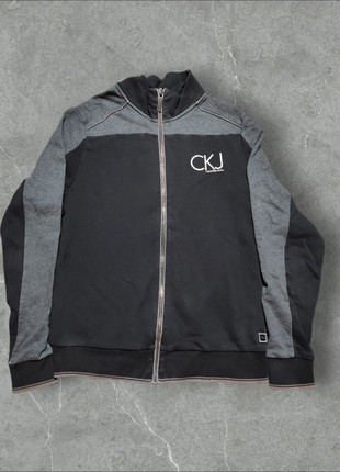 Veste Calvin klein homme taille M couleur noir et gris, marque: Calvin Klein, état: Très bon état, taille: M, 10,00 €, 11,20 € Protection acheteurs incluse