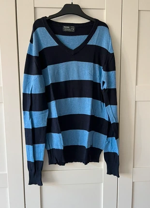 Camisola riscas azuis, merk: Pull & Bear, staat: Goed, maat: L, € 8,00, € 9,10 inclusief Kopersbescherming