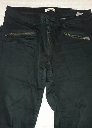 Jeans Zadig et Voltaire, marque: Zadig & Voltaire, état: Très bon état, taille: L / 40 / 12, 35,00 €, 37,45 € Protection acheteurs incluse
