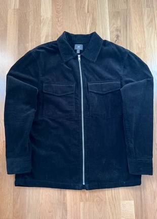 Black Corduroy Jacket | Zip-Up | Workwear Style | H&M Regular Fit, marca: H&M, estado: Novo sem etiquetas, tamanho: M, €15.00, €16.45 inclui Proteção do Comprador