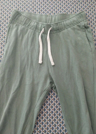 Bas de jogging Kiabi taille S, marca: Kiabi, estado: Muito bom, tamanho: S / 36 / 8, €2.50, €3.33 inclui Proteção do Comprador