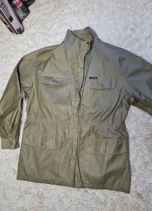 Trench kaki Taille M-38 très bon état Lee cooper, brand: Lee Cooper, condition: Very good, size: M, €9.00, €10.15 includes Buyer Protection