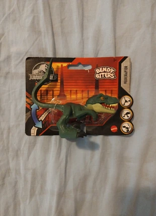 Jurassic World, brand: Jurassic World, condizioni: Nuovo con cartellino, taglia: 10 anni / 140 cm, €8.00, €9.10 include la Protezione acquisti