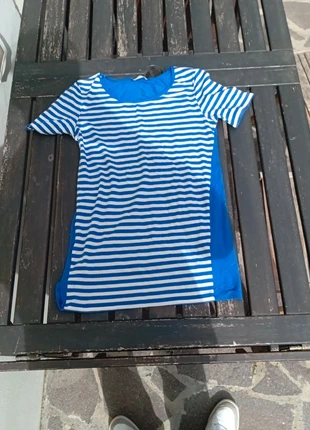 Maglietta a righe blu e bianche intimissimi taglia s, marke: Intimissimi, zustand: Neu, größe: S / 36 / 8, 2,99 €, 3,84 € inklusive Vinted-Käuferschutz