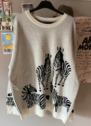 Maglione Zebra, merk: ASOS Design, staat: Heel goed, maat: S, € 15,00, € 16,45 inclusief Kopersbescherming