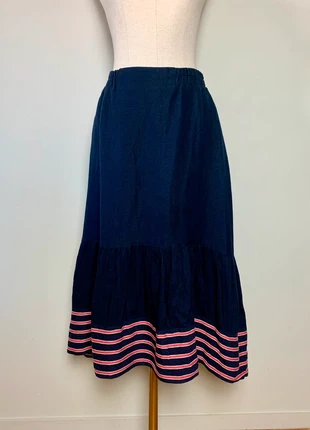 Jupe mi-longue asymétrique marine avec bandes rouge en mélange lin #jupes #lin, brand: sans marque, condition: Very good, size: M / 38 / 10, €16.00, €17.50 includes Buyer Protection Pro