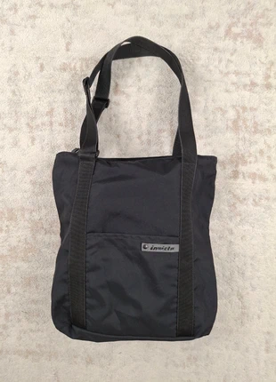 Black Sports Bag by Invicta, marca: Invicta, estado: Muito bom, €25.00, €26.95 inclui Proteção do Comprador