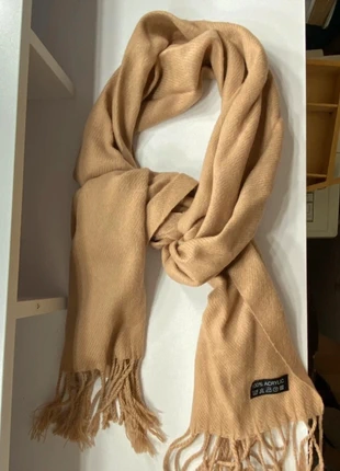 Écharpe châle beige à franges, état: Très bon état, 3,00 €, 3,85 € Protection acheteurs incluse