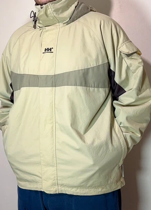 Manteau Imperméable coupe vent Beige Helly Hansen L, marque: Helly Hansen, état: Très bon état, taille: L, 40,00 €, 42,70 € Protection acheteurs incluse