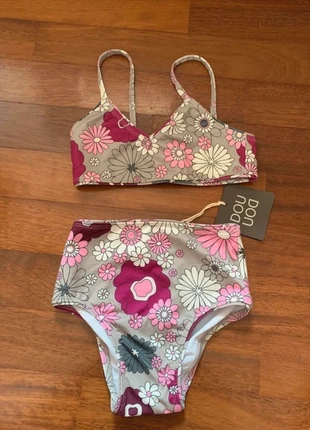 Costume DOU DOU 6 anni, brand: DOU DOU, condizioni: Nuovo con cartellino, taglia: 6 anni / 116 cm, €40.00, €42.70 include la Protezione acquisti