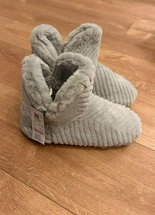 Pantoufles Etam, marque: Etam, état: Neuf avec étiquette, taille: 38, 8,00 €, 9,10 € Protection acheteurs incluse