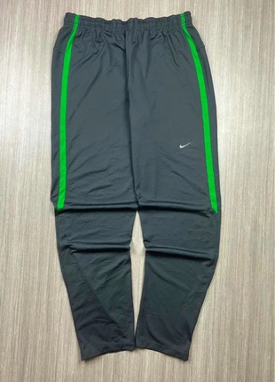Jogging Nike Solo Swoosh Running Track Pants Vintage 90s / Noir et Vert Taille L, marque: Nike, état: Très bon état, taille: L, 17,90 €, 19,50 € Protection acheteurs incluse