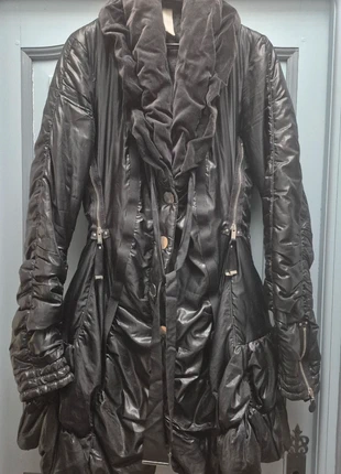 Superbe manteau / doudoune très stylé, marke: High, zustand: Sehr gut, größe: L / 40 / 12, 149,00 €, 157,15 € inklusive Vinted-Käuferschutz